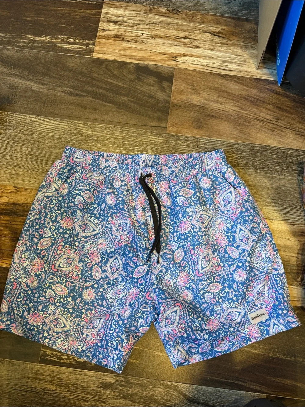 Kulani Kinis Blue Pink Paisley Swim Shorts Size Medium Lined